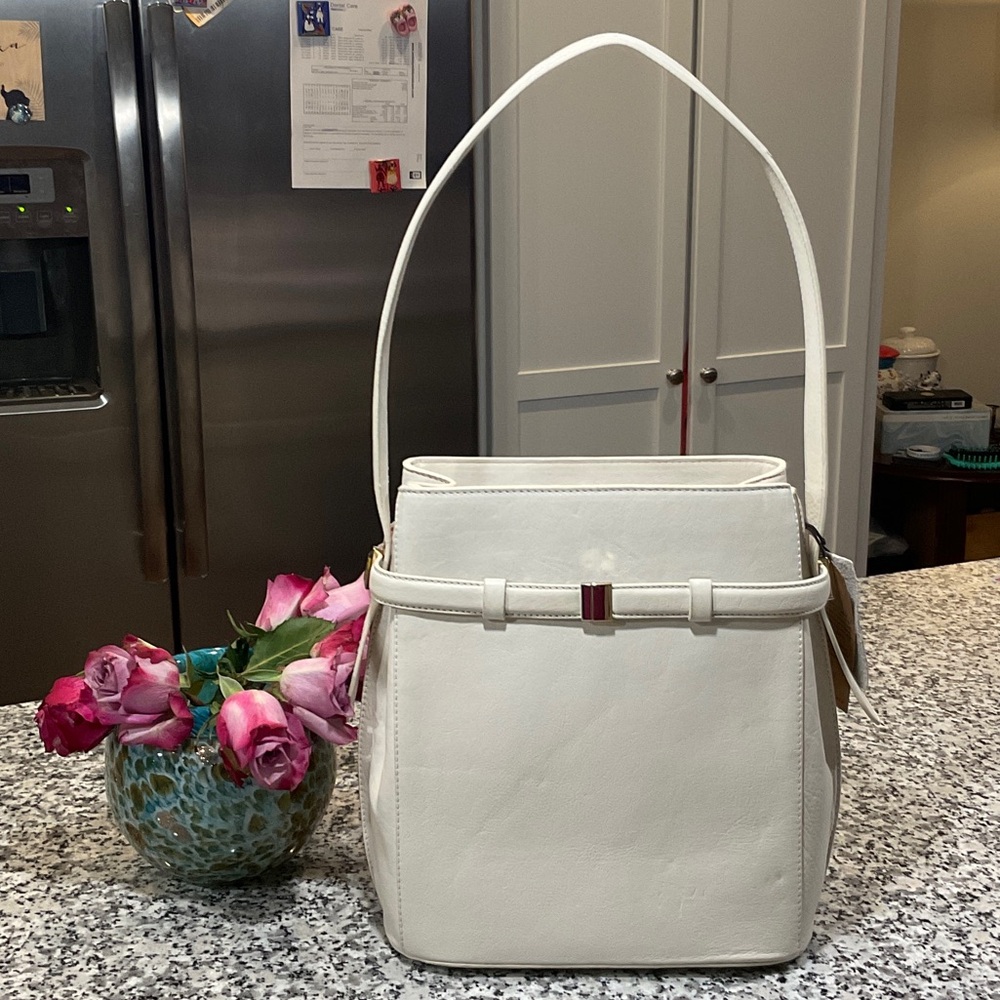Margot New York - Elegant White Leather Shoulder Bag - Picture 9 of 9